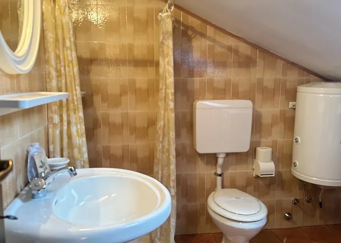 Apartment Baradello & Flat By Ca-sa Check Le Bratte
