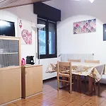 아파트 Baradello & Flat By Ca-sa Check