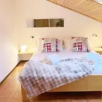 아파트 Baradello & Flat By Ca-sa Check *